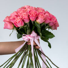 Bunch of Peach Roses