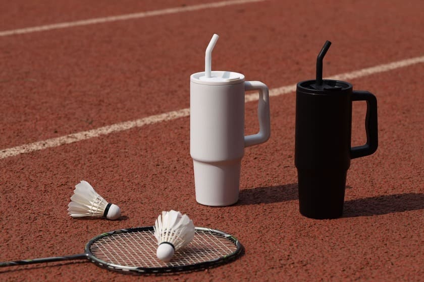 Bern Stainless Steel Tumbler with Reusable Straw (Black)