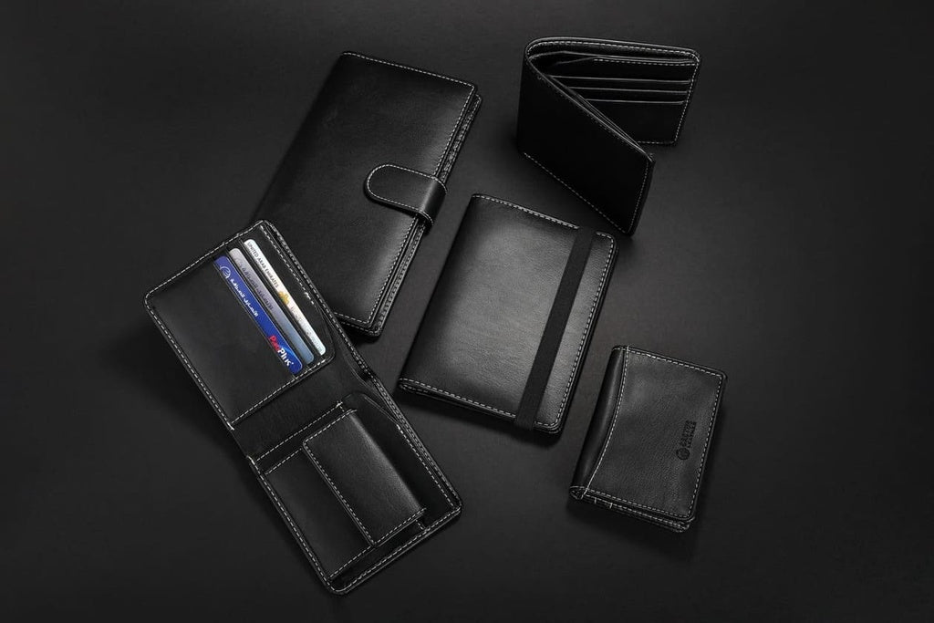 Silz Cactus Leather Passport Wallet